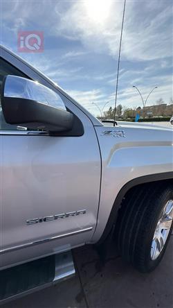 GMC Sierra